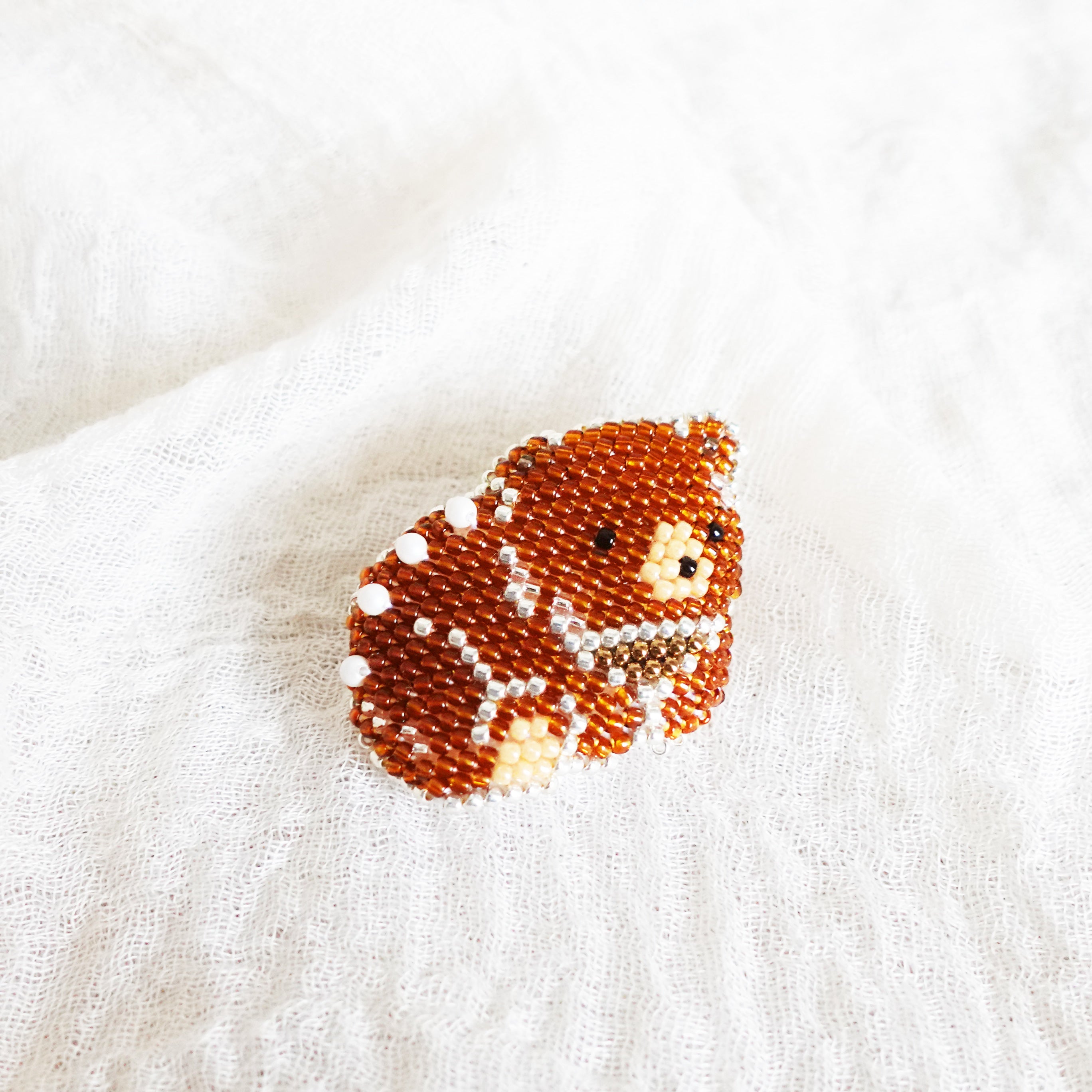 Brown Bear Loaf Brooch Pin Top