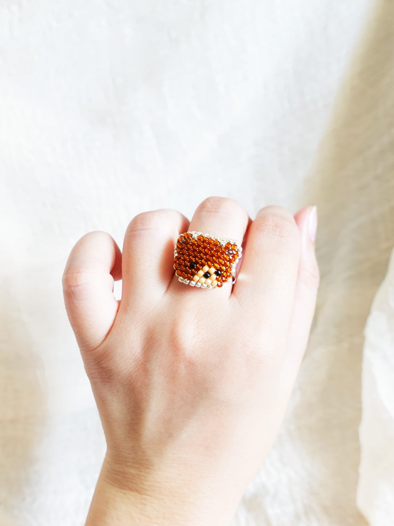 Brown Bear Ring Hand 1