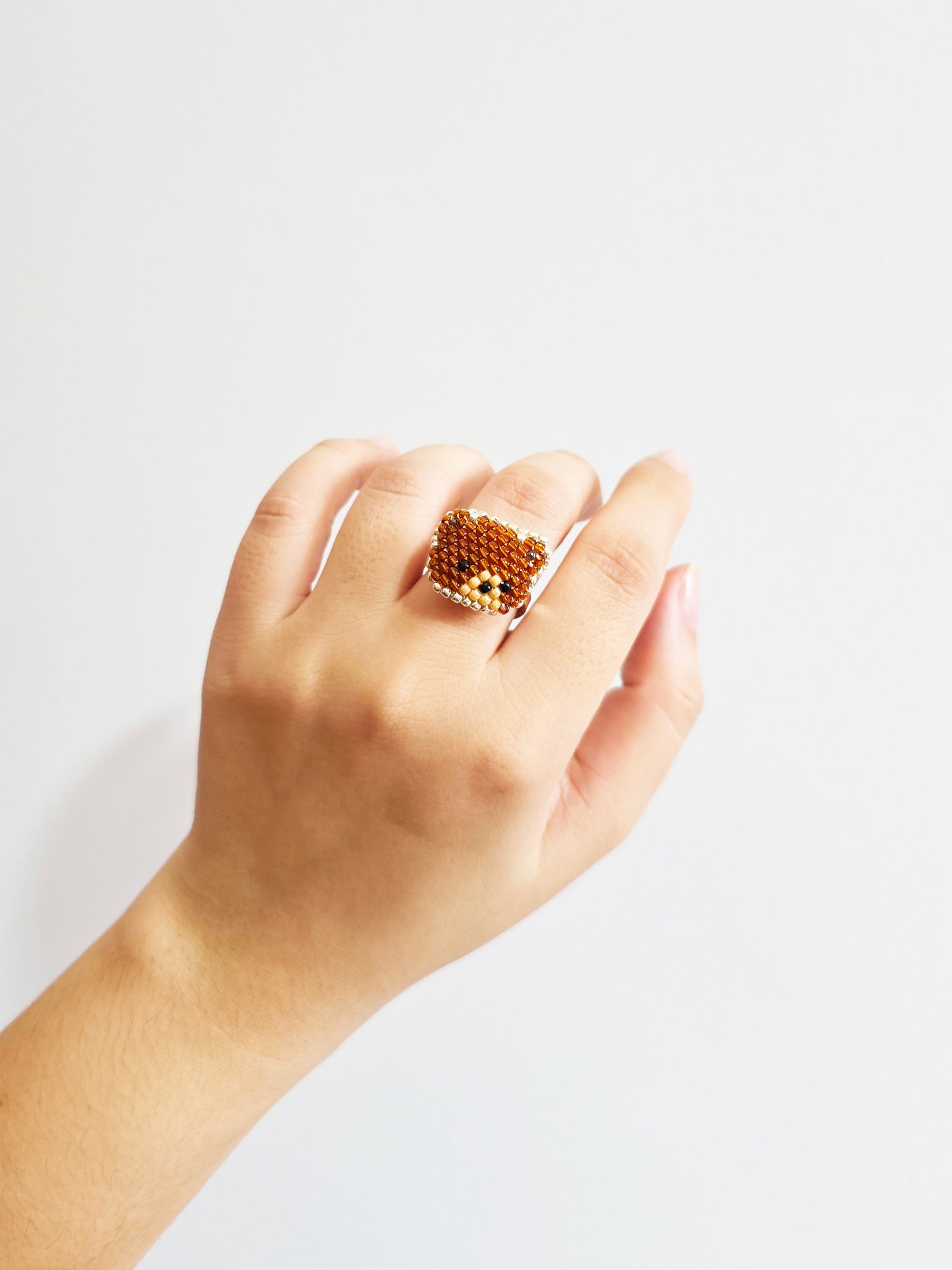Brown Bear Ring Hand 3