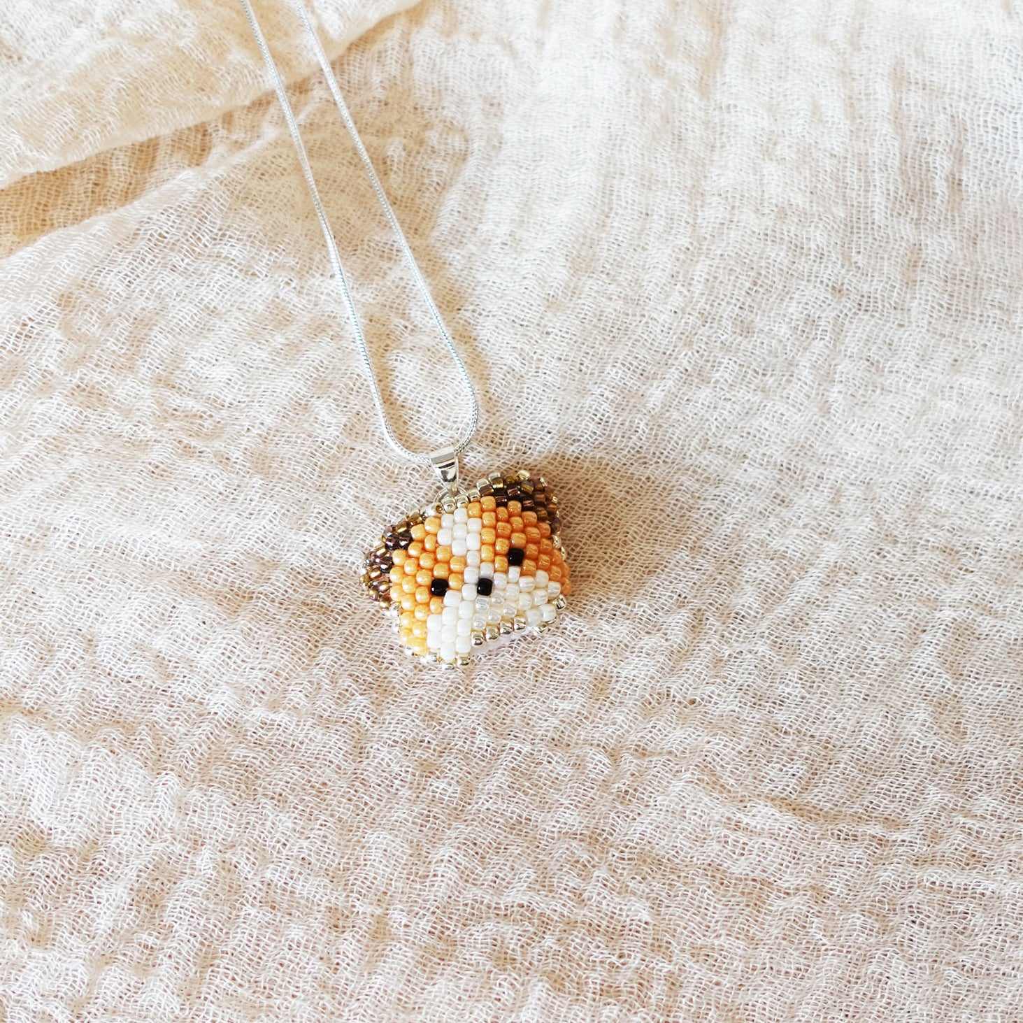 Bulldog Necklace Left