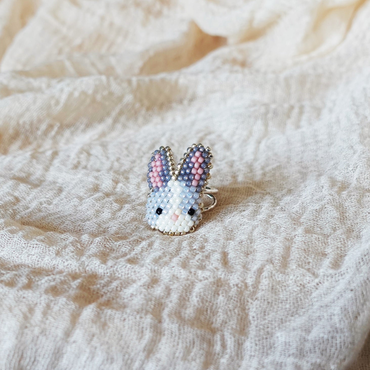 Bunny Ring in Grey Front