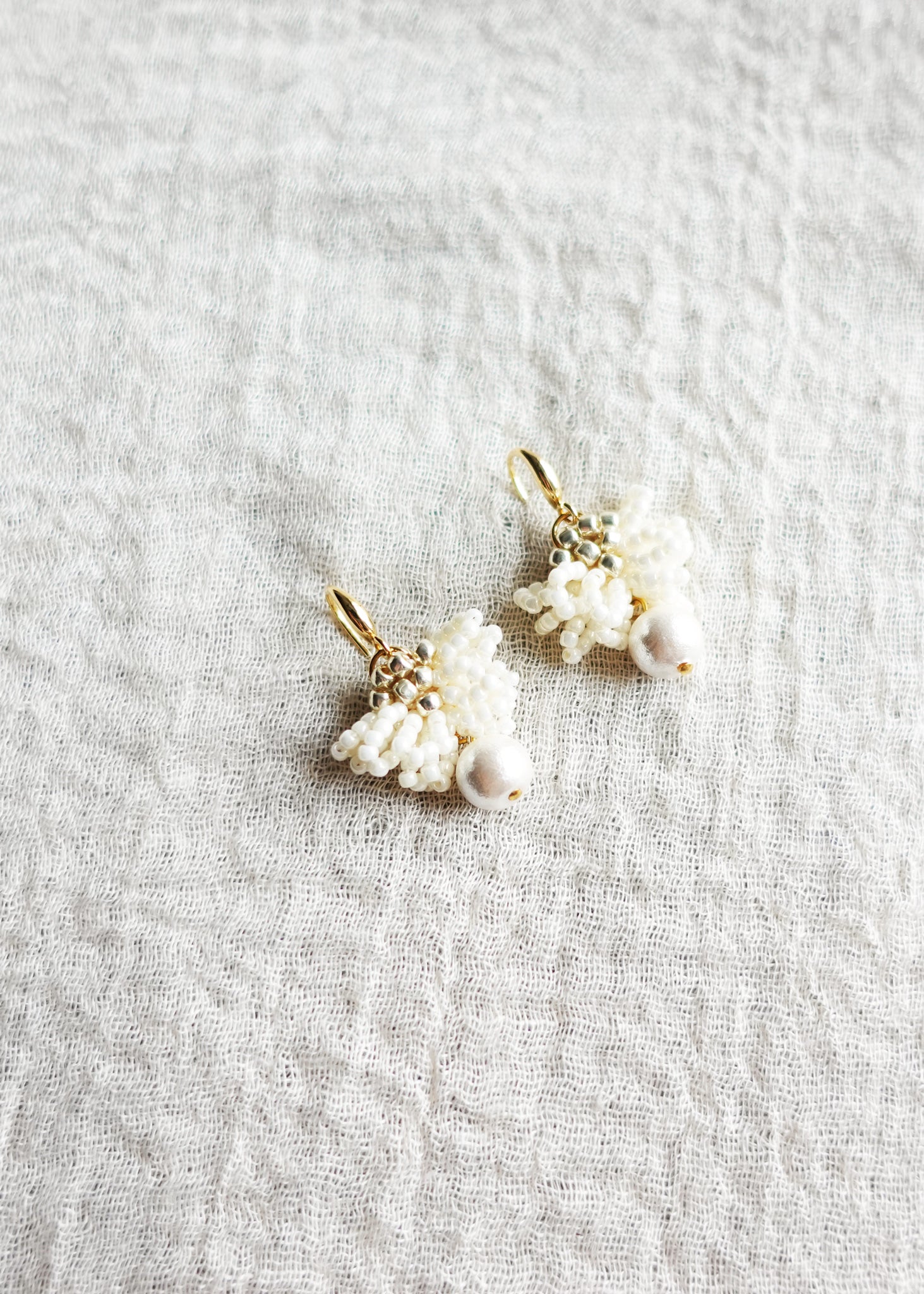 Camellia Clo Snowball Dangle Earrings Left Top 2