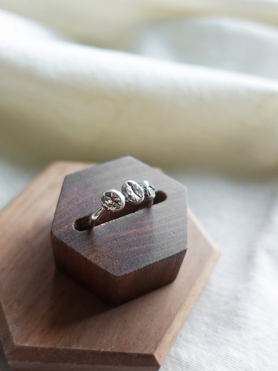 Coffee Beans Ring Left