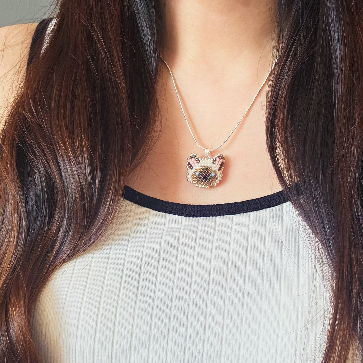 Colorpoint Cat Necklace in Seal Model