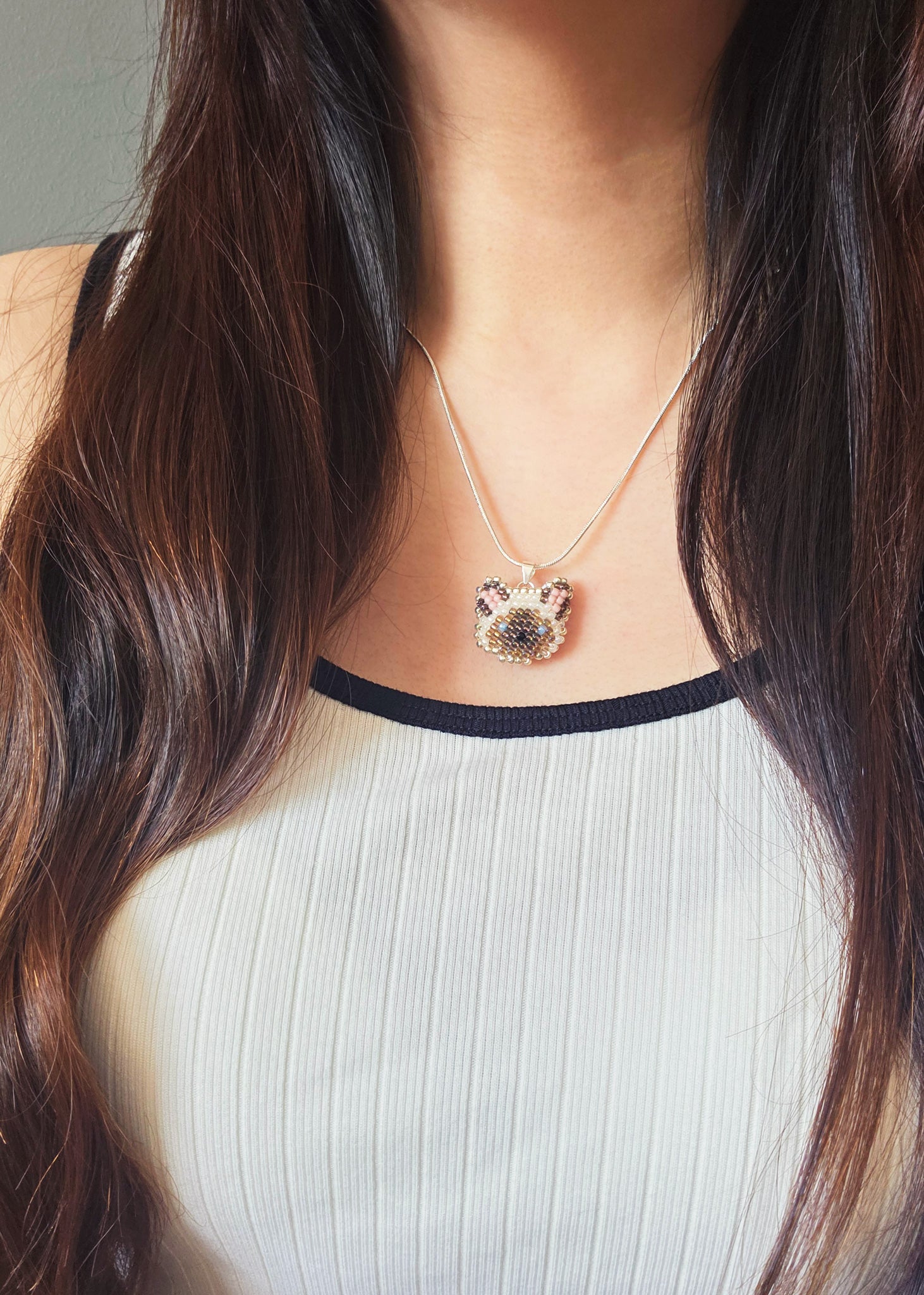 Colorpoint Cat Necklace in Seal Model