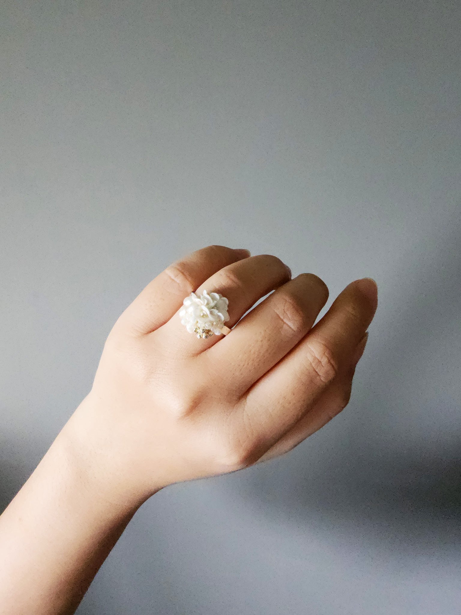 Cyme Ring in White Model