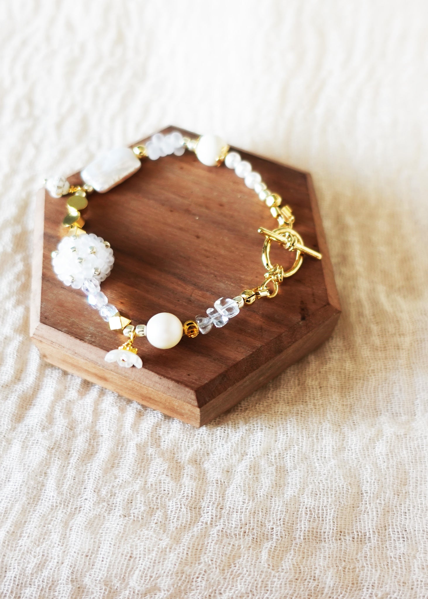 Dawn Serenade Bracelet in Cloud White Quartz