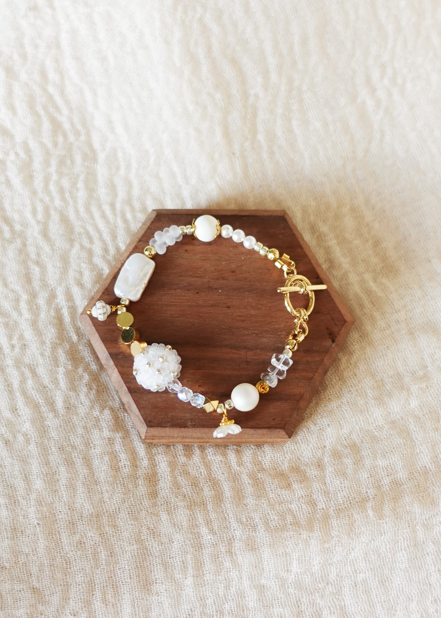 Dawn Serenade Bracelet in Cloud White Top