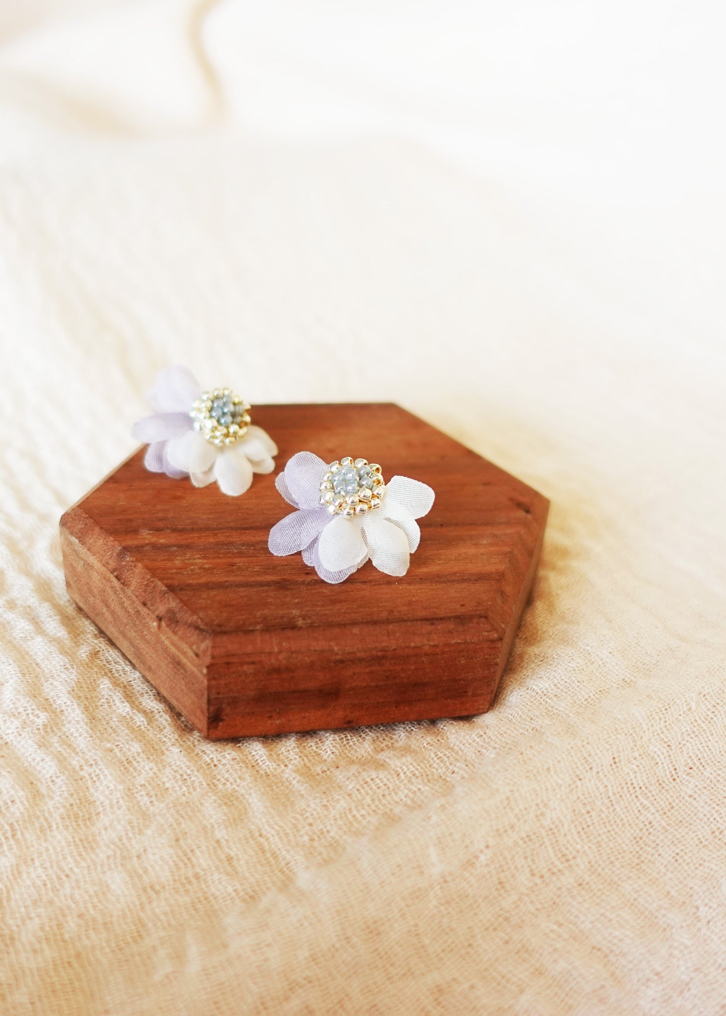 Ethereal Bicolor Stud Earrings in Grey Right