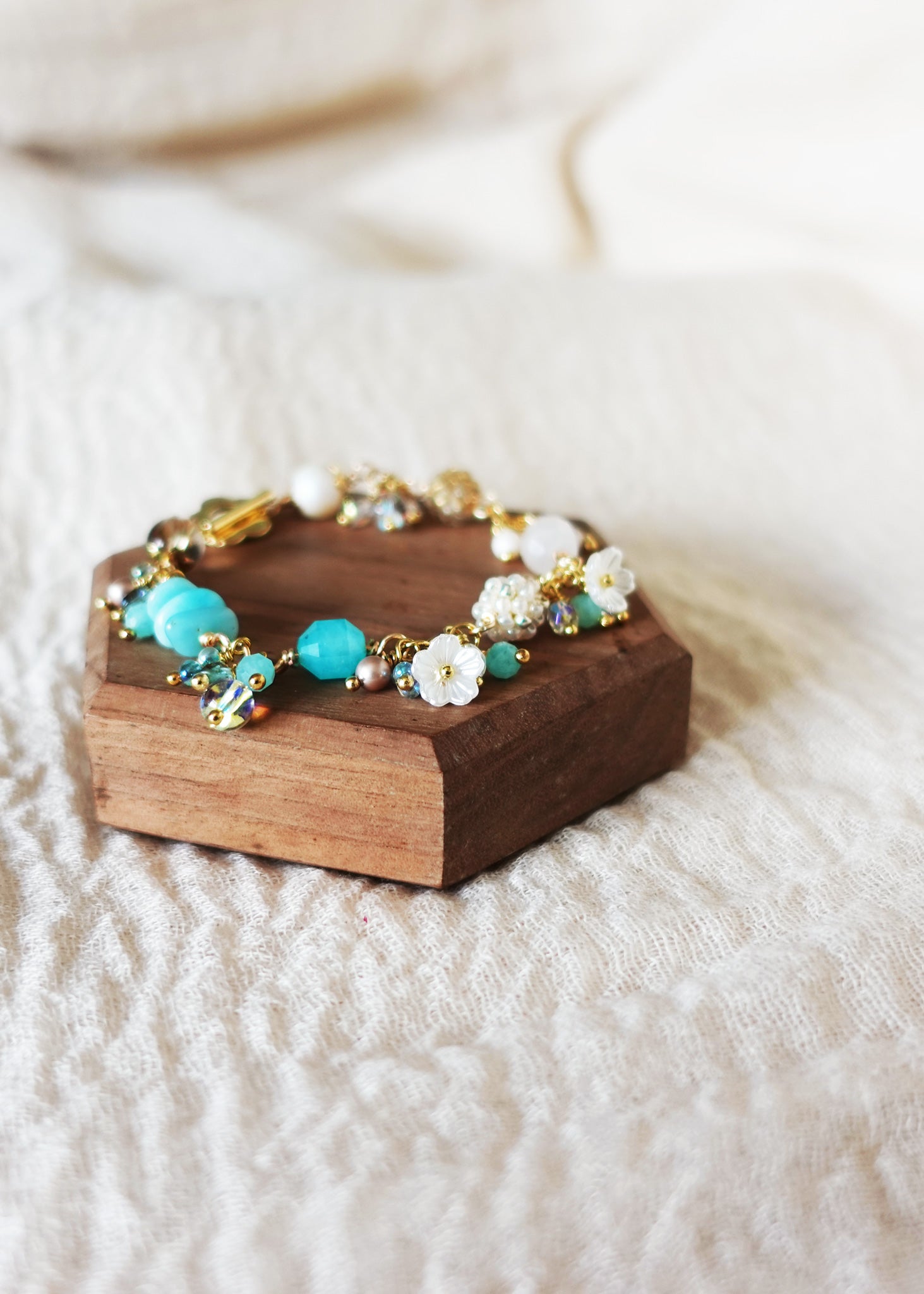 Faerie Bloom Bracelet in Ocean Blue Flower Gem