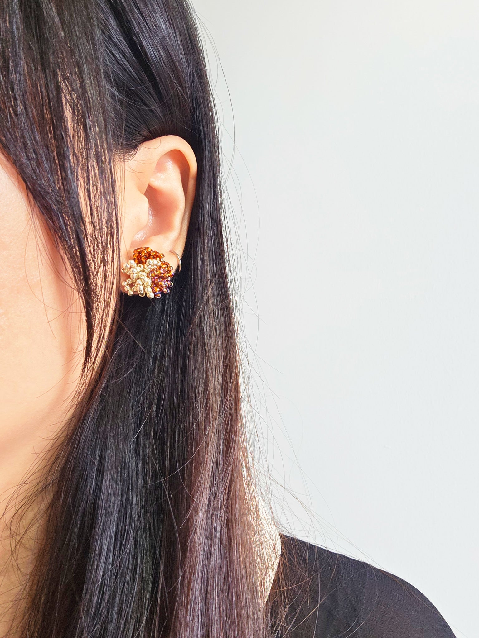 Fluffy Trio Earrings in Brown Model