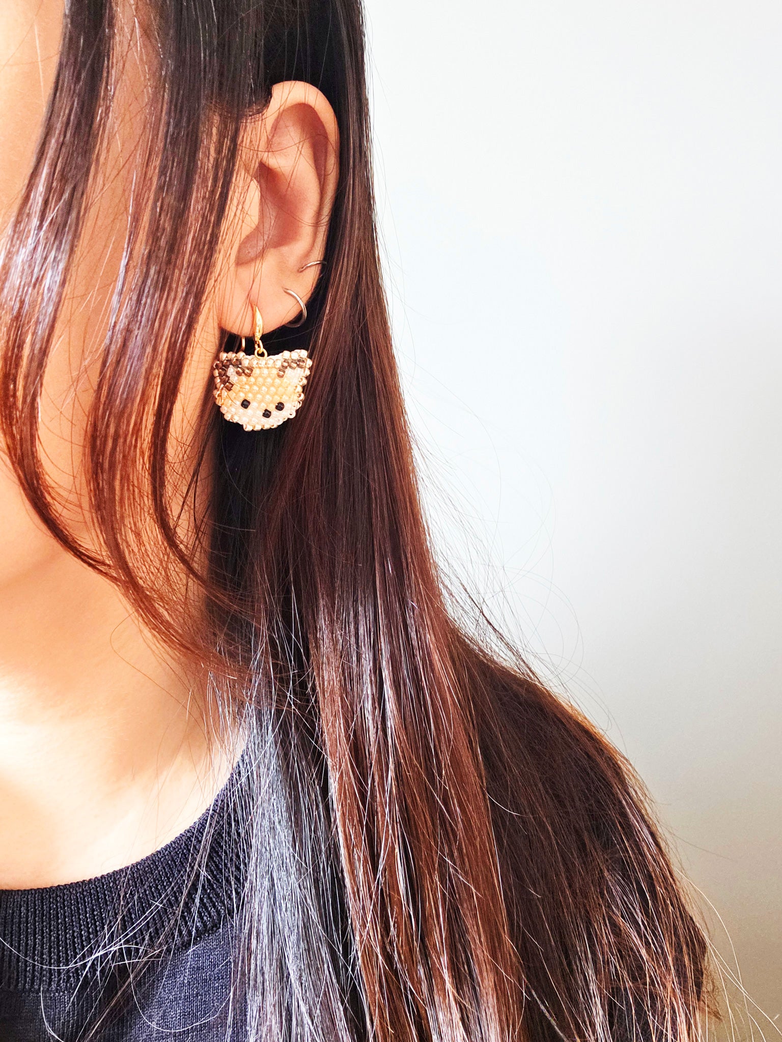 Fox Drop Earrings Model