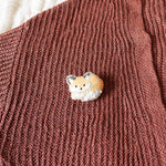 Fox Loaf Brooch Pin Cardigan Close