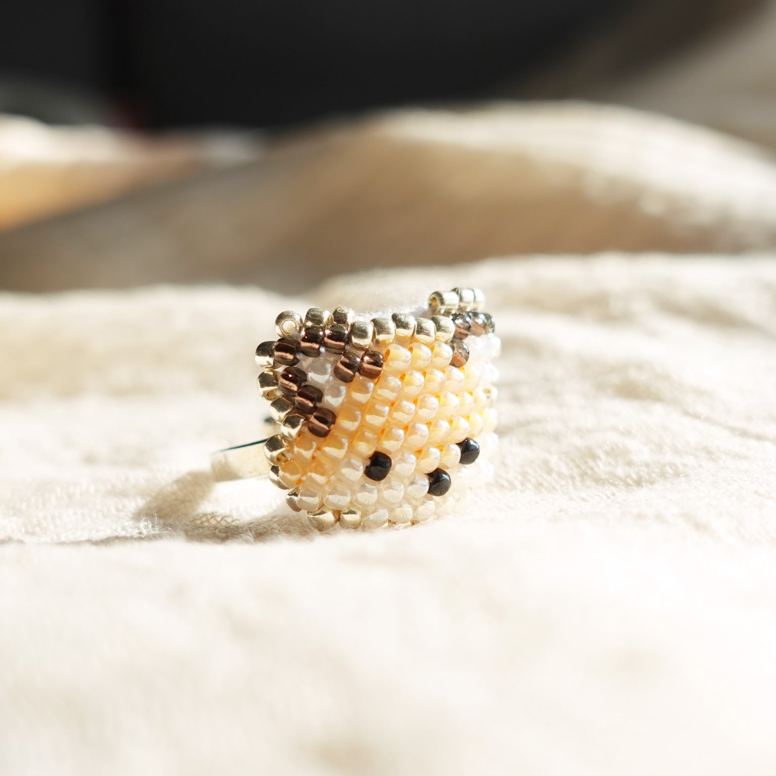 Fox Ring Front