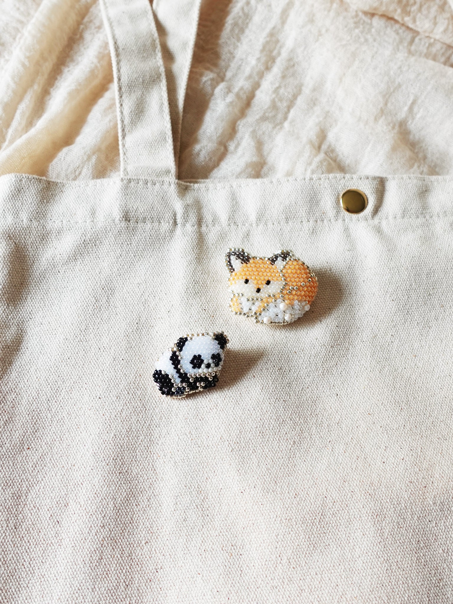 Fox Small Panda Loaf Brooch Pin Bag