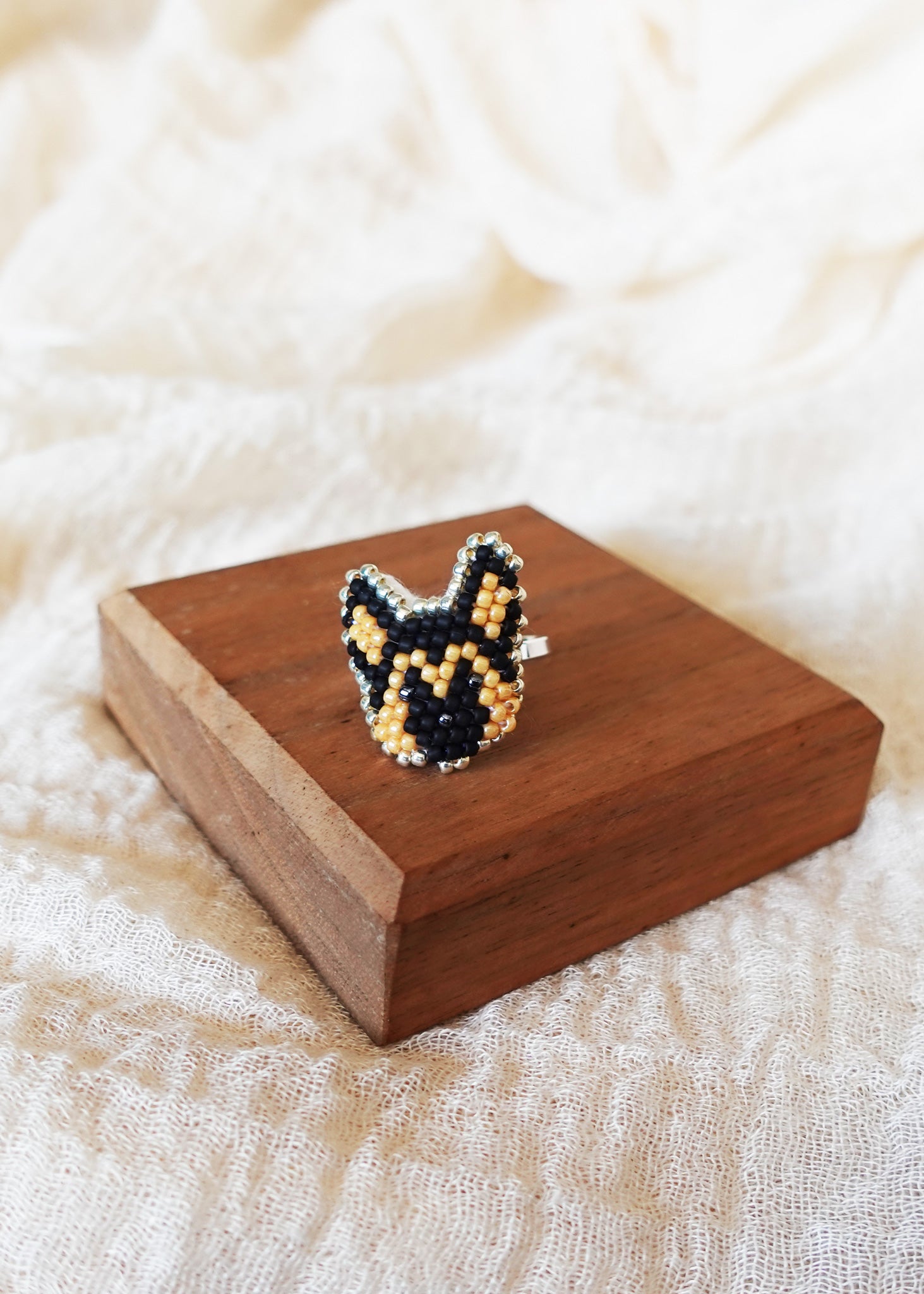 German Shepherd Ring Display Front