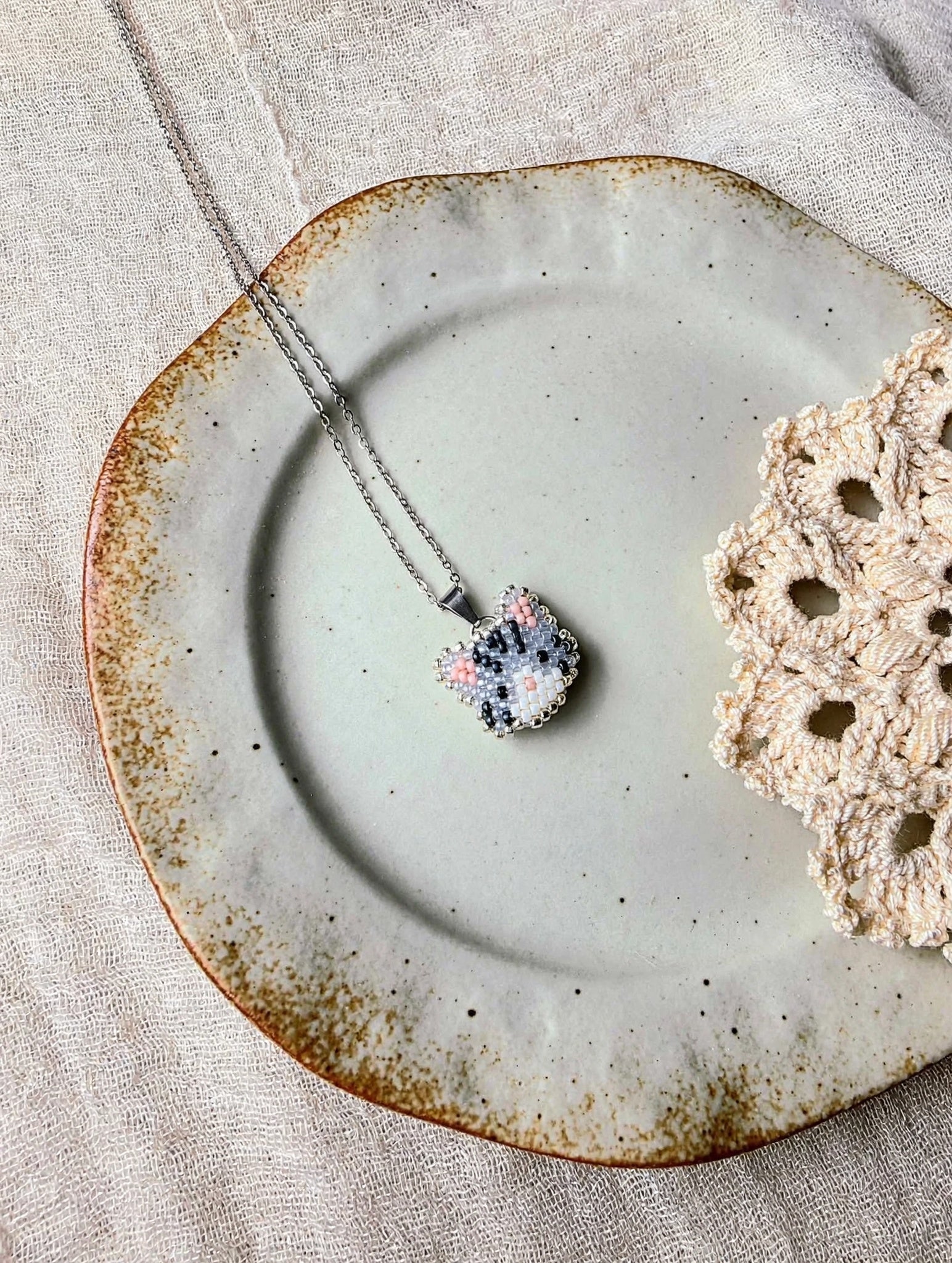 Grey tabby cat necklace in stainless steel