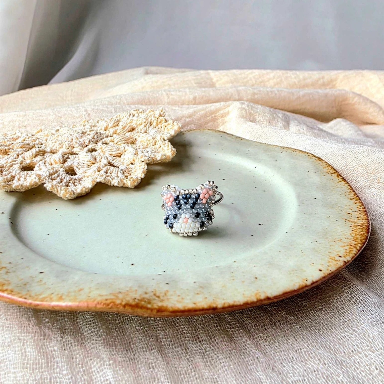 Grey tabby cat ring in stainless steel