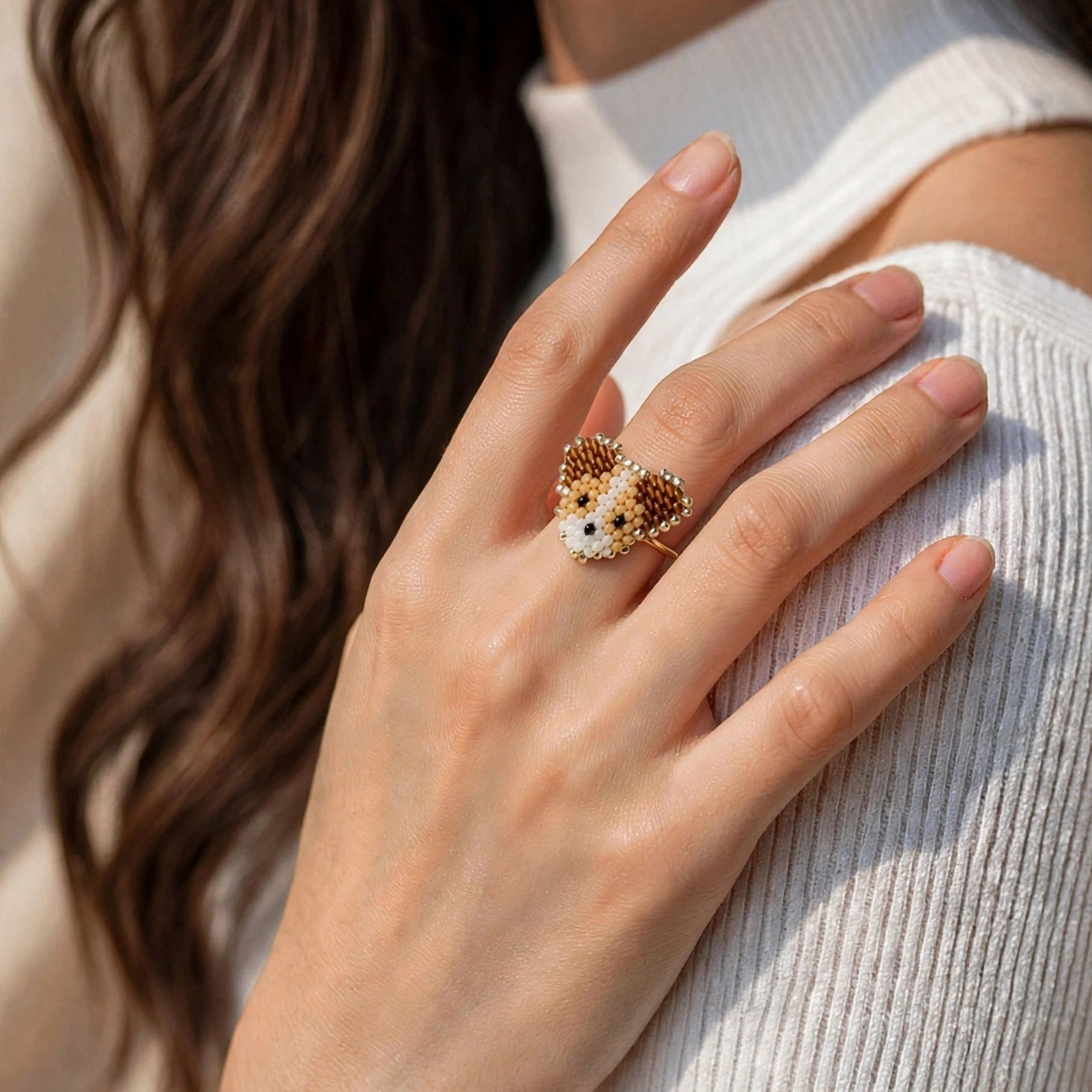 Jack russell ring on model