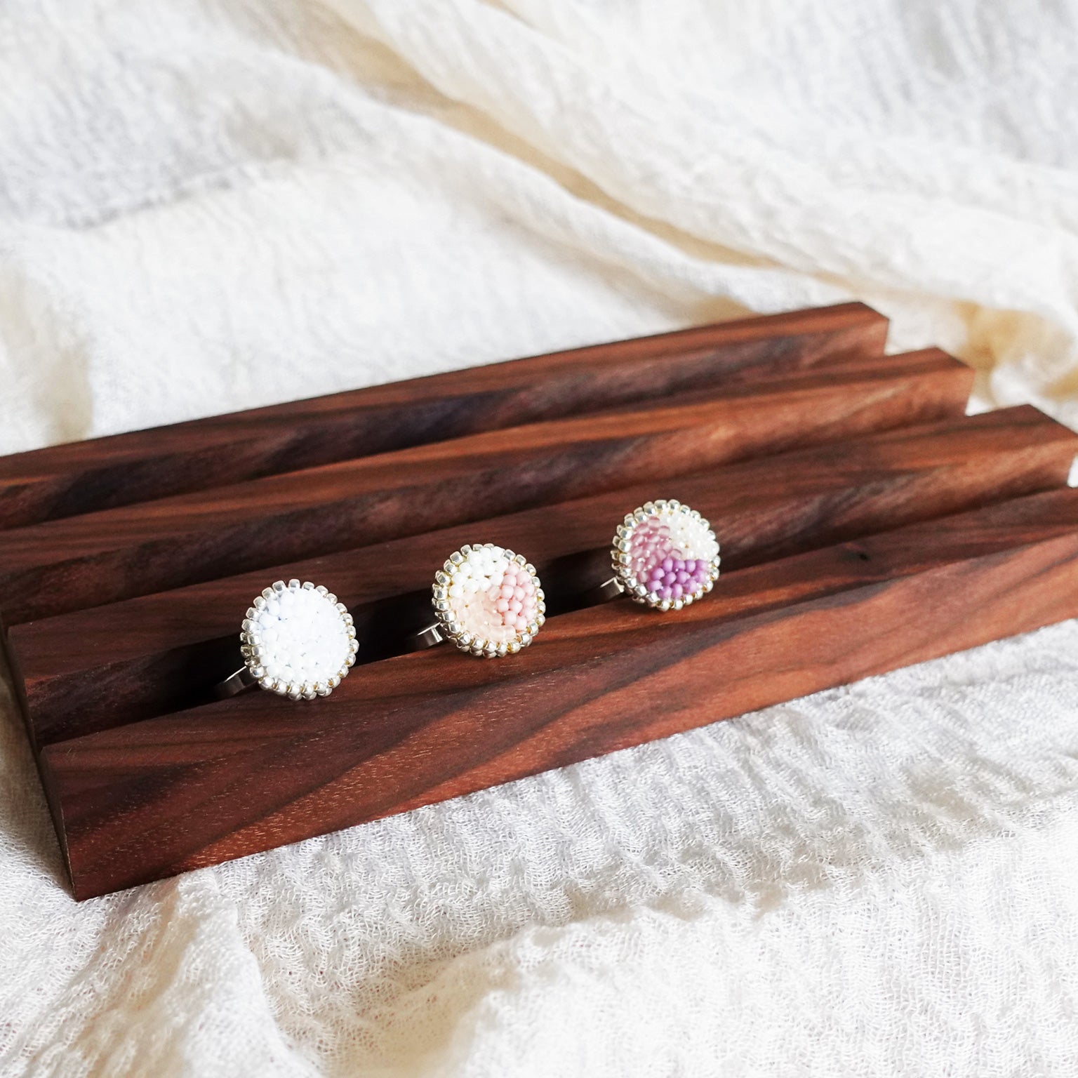 Kaylee Ring in Group Display Front