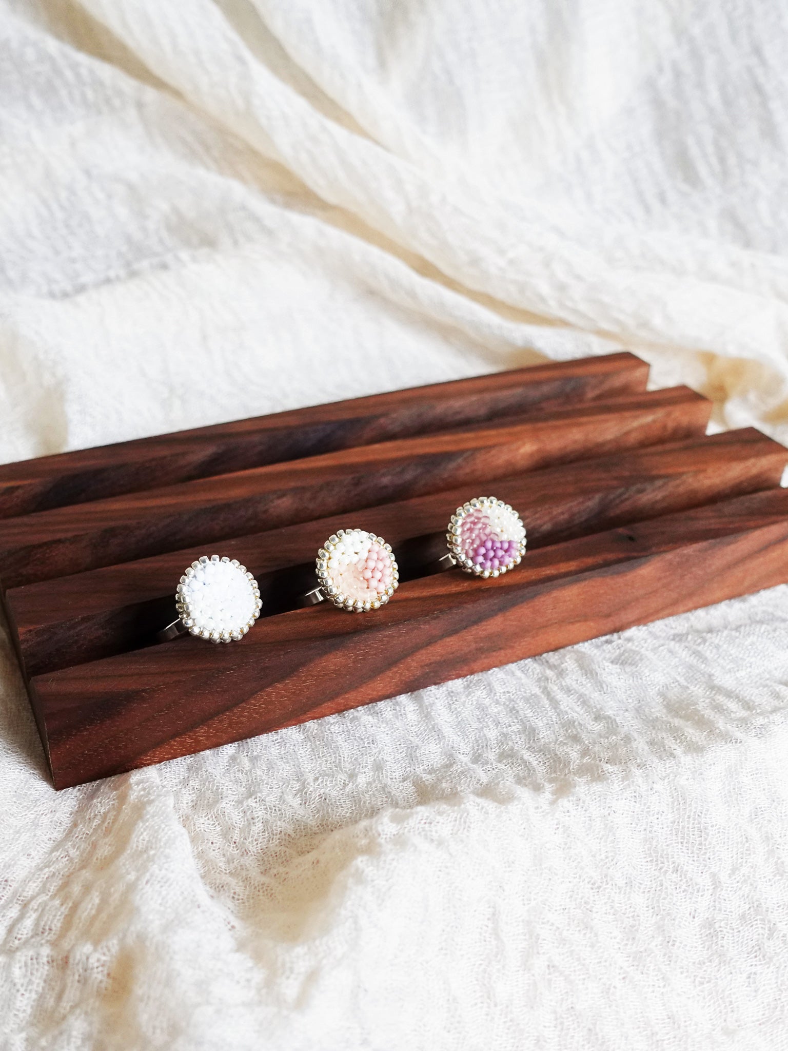Kaylee Ring in Group Display Front