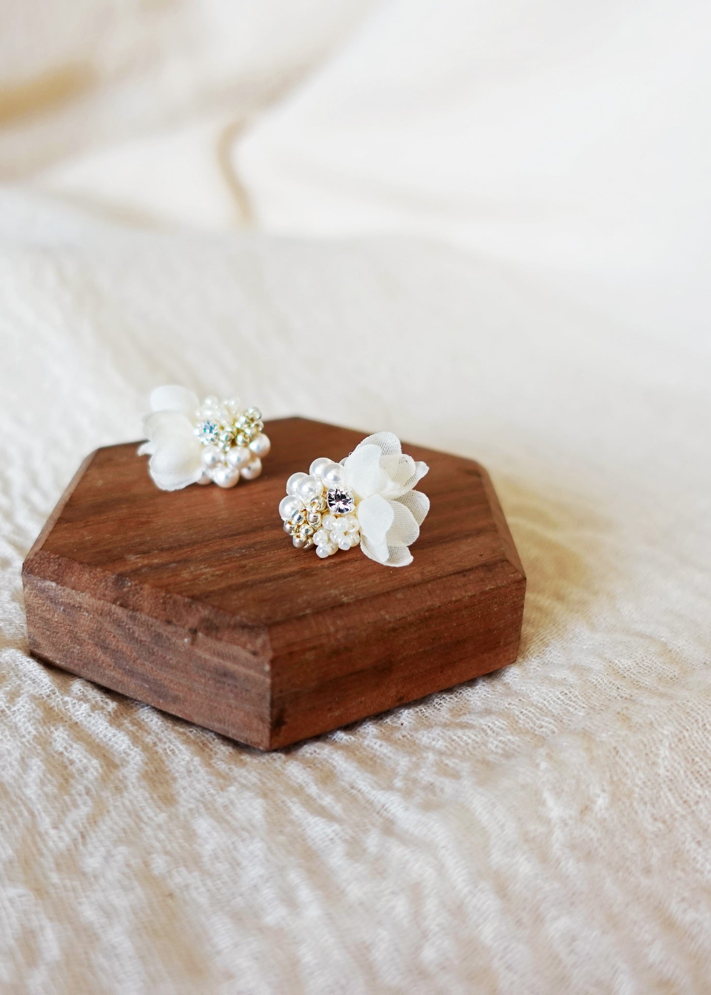 Lumina Fleur I Earrings Right