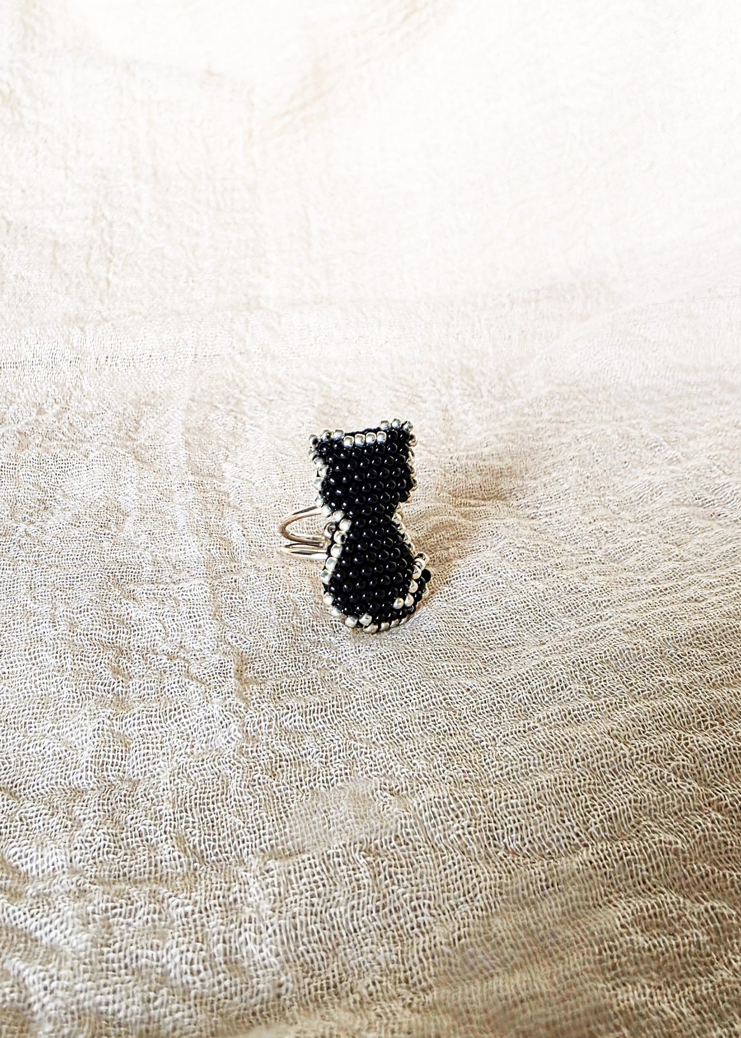 Midnight Cat Ring Side