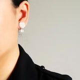 Mona Star Dust Earrings Model