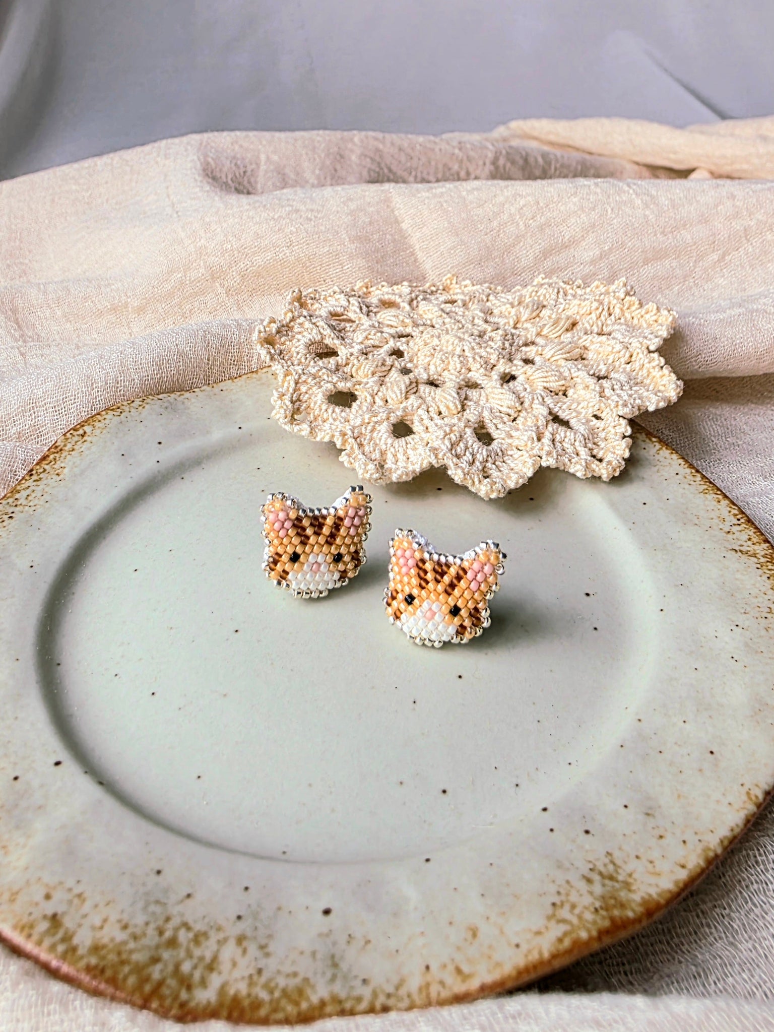 Orange tabby cat stud earrings front