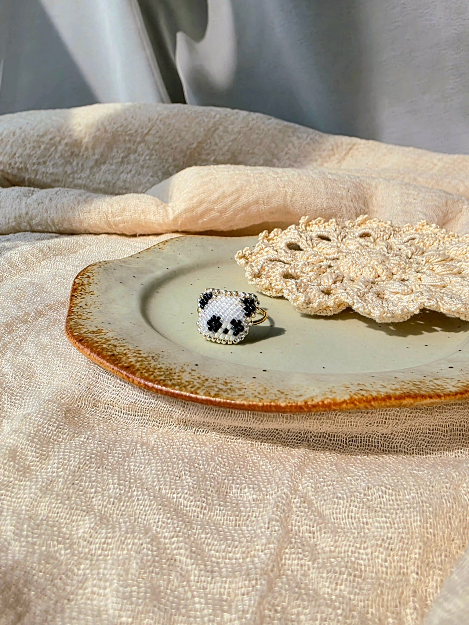 Panda Ring Front