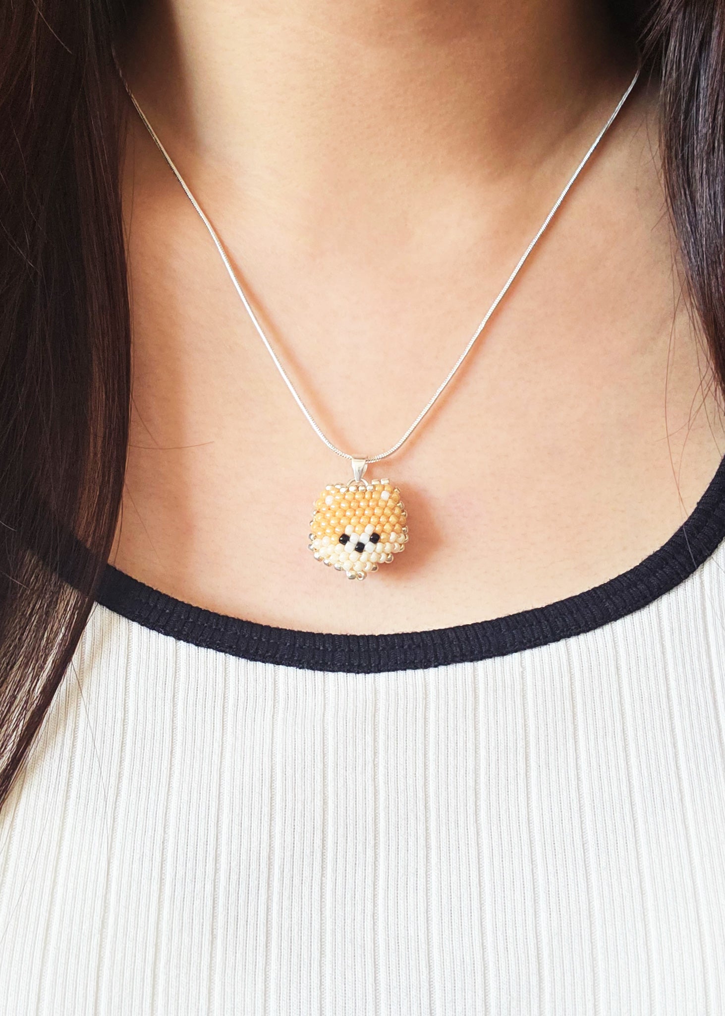 Pomeranian Necklace Model Close