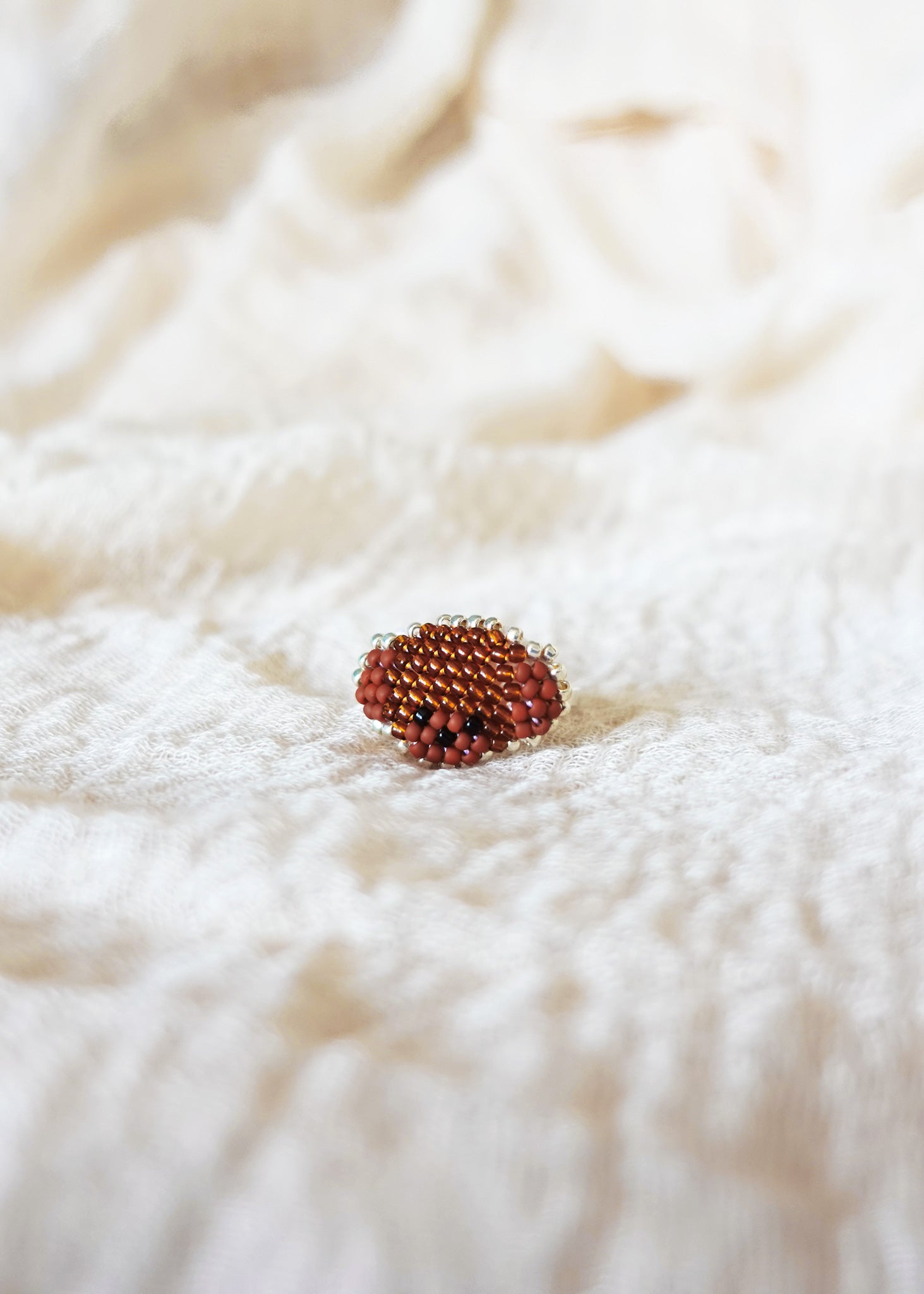 Poodle Ring in Brown Right