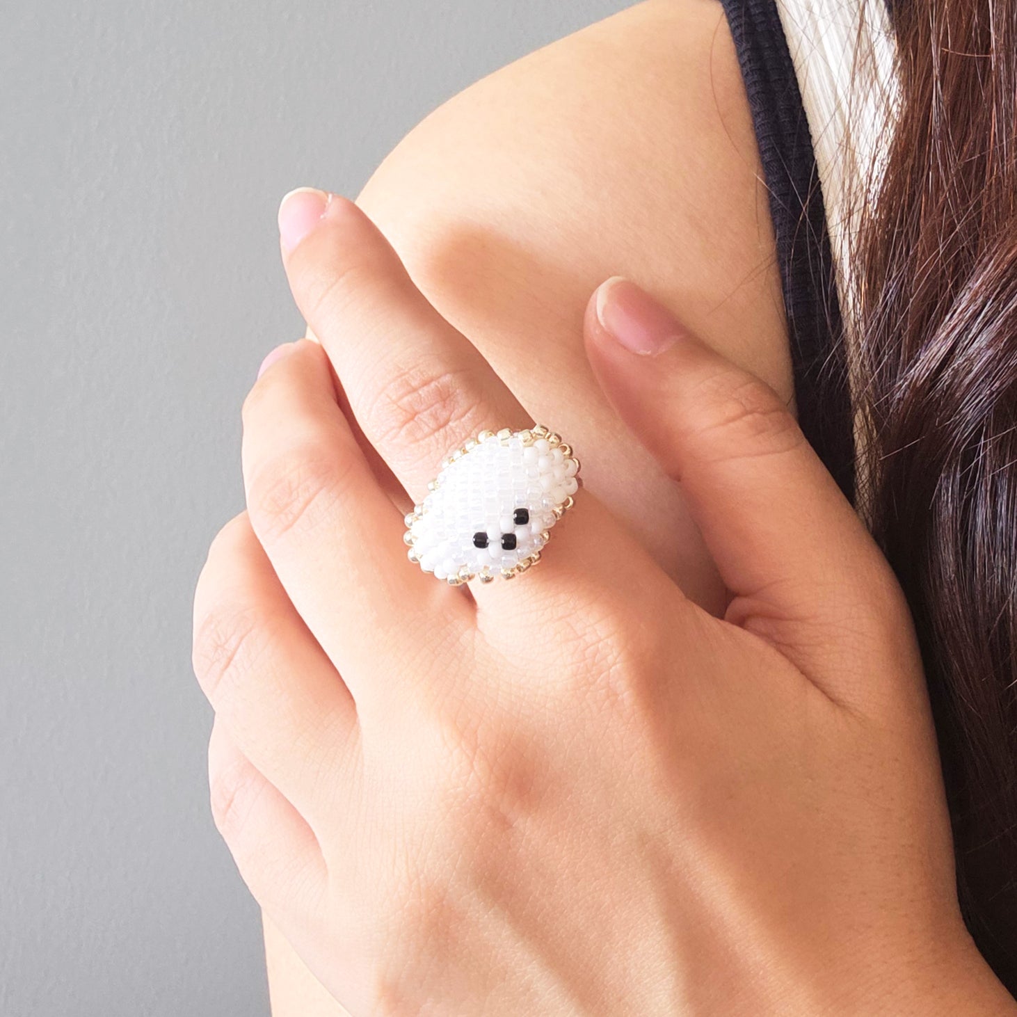 Poodle Ring in White Model Close
