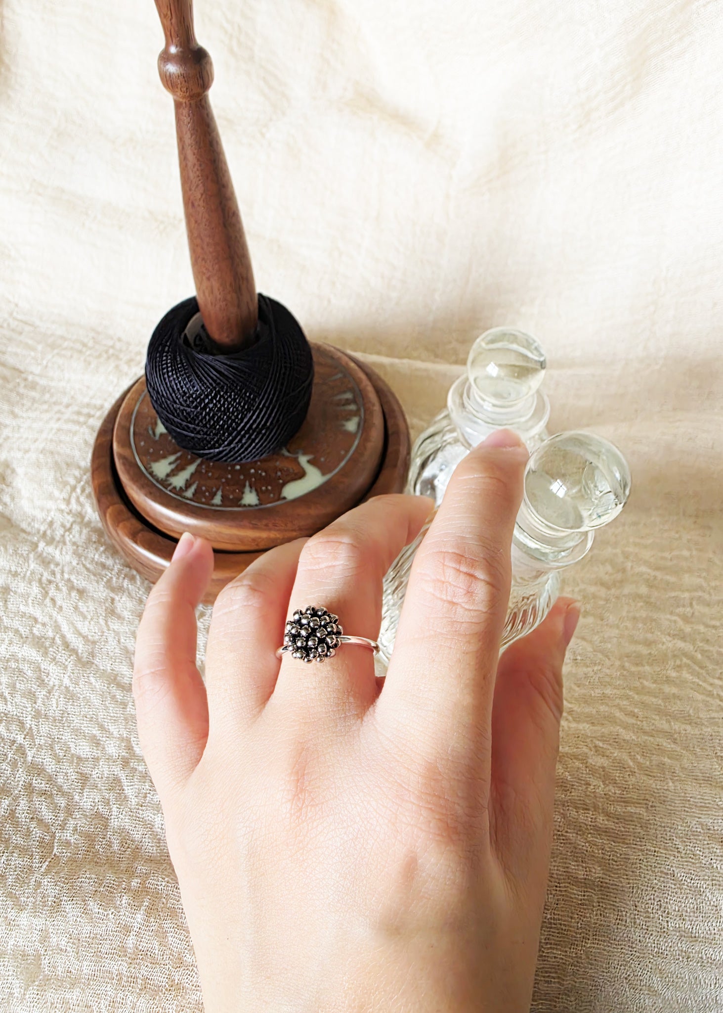 Prelude Slim Ring in Midnight Silver Hand