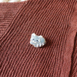 Raccoon Loaf Brooch Pin Cardigan Right