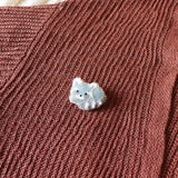 Raccoon Loaf Brooch Pin Cardigan Right