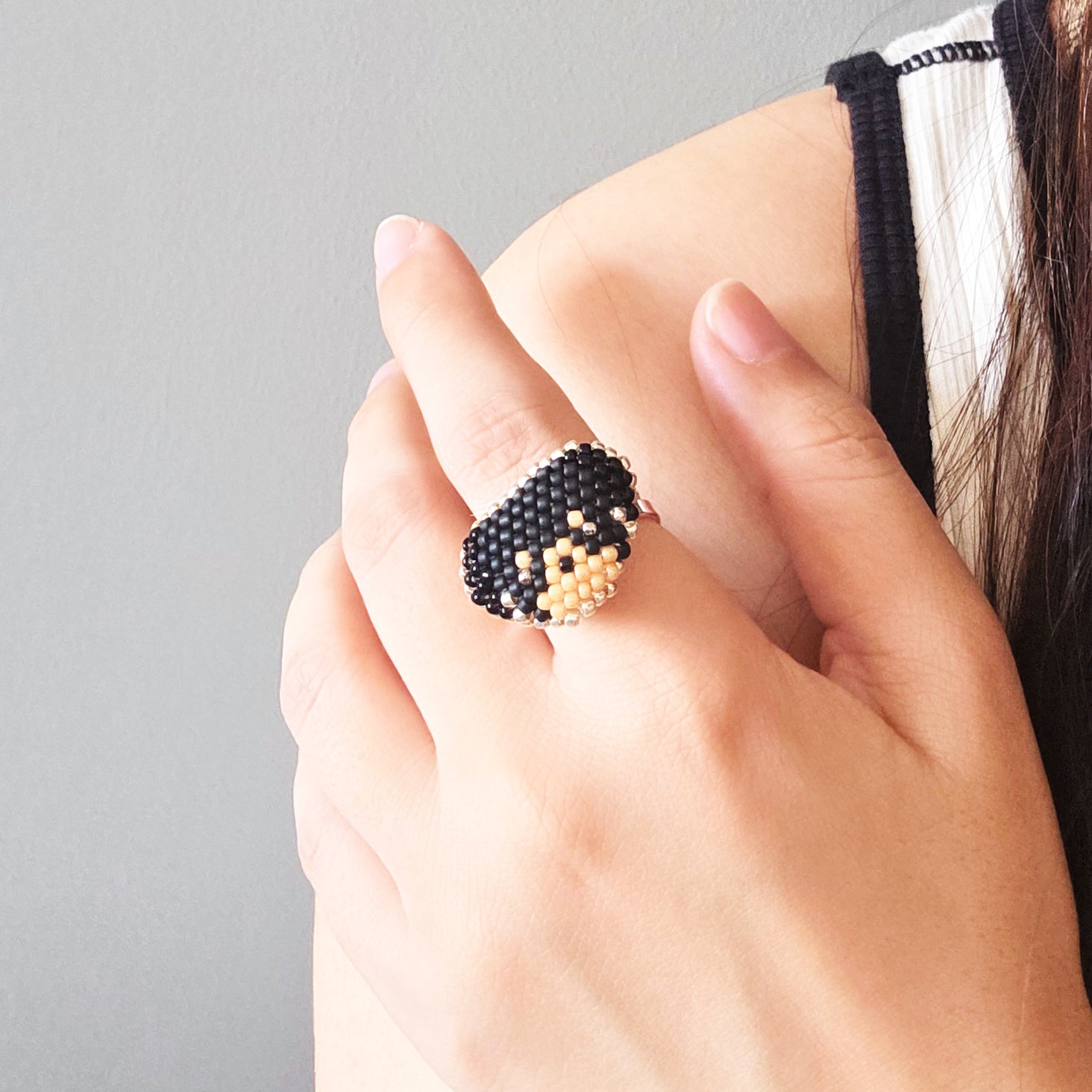 Rottweiler Ring Model Close