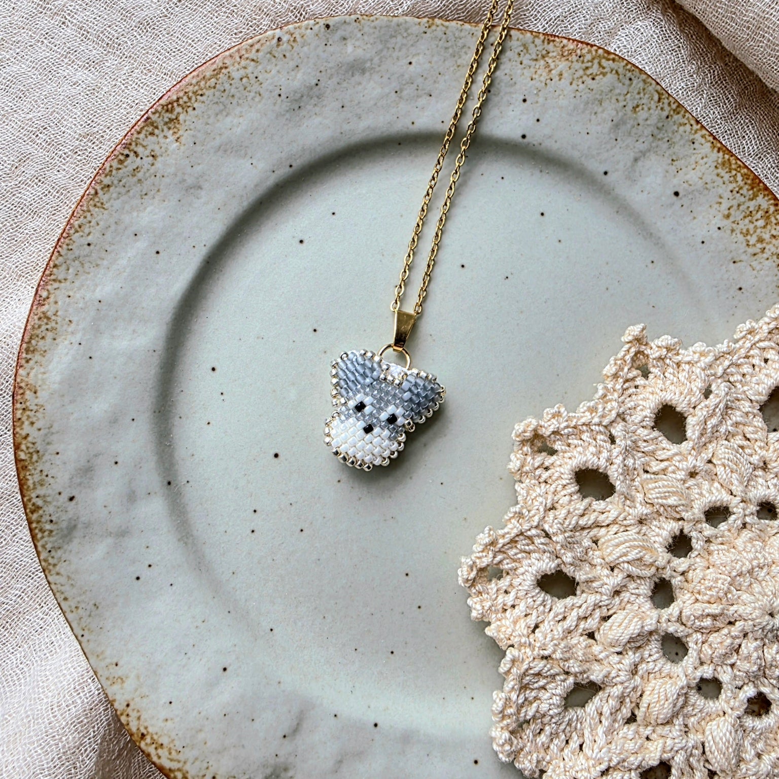 Schnauzer necklace right