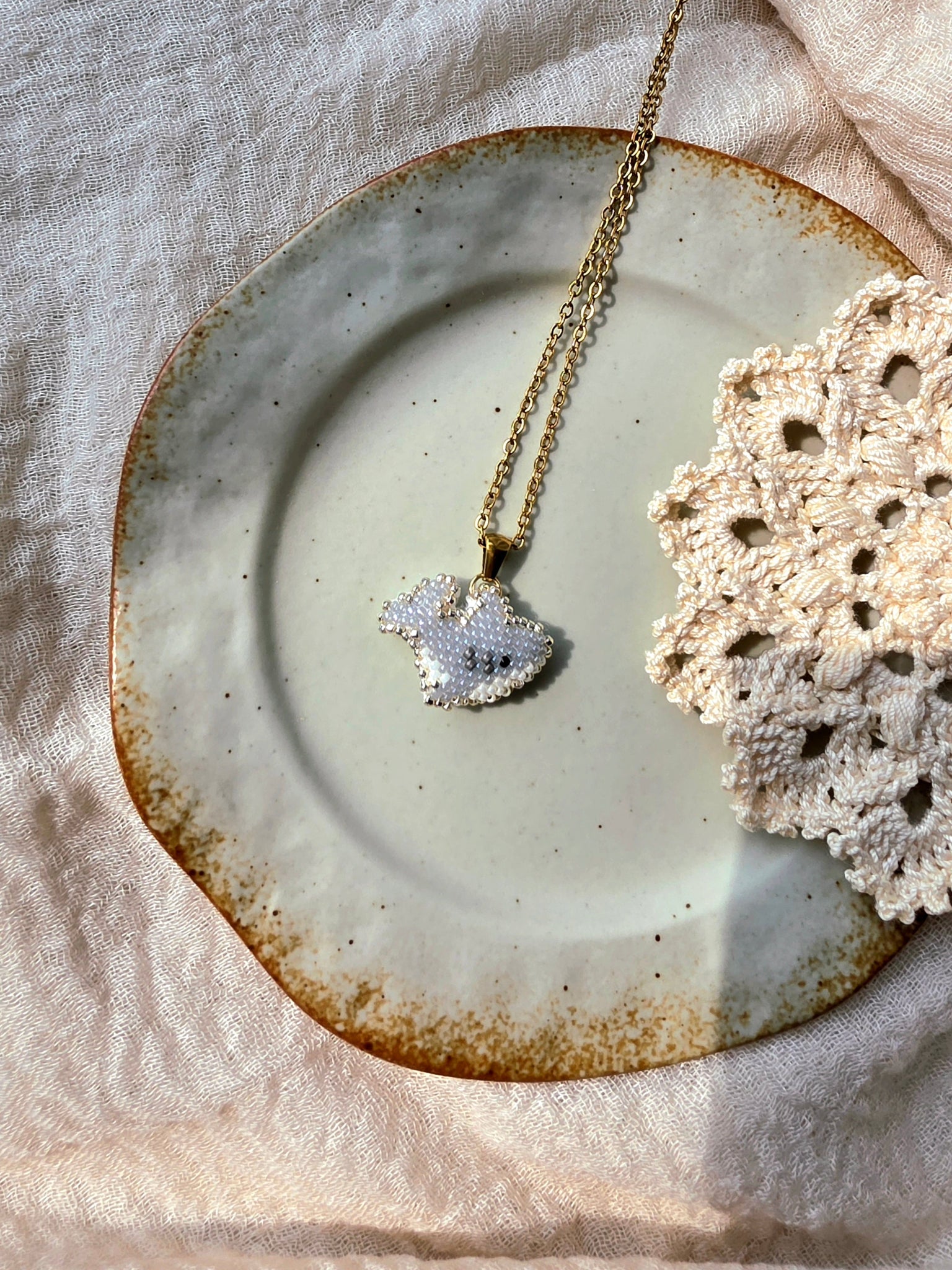 Shark necklace right