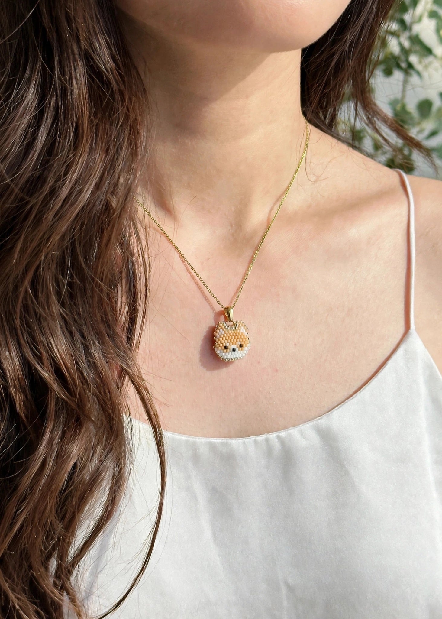 Shiba Inu Necklace in Gold Model