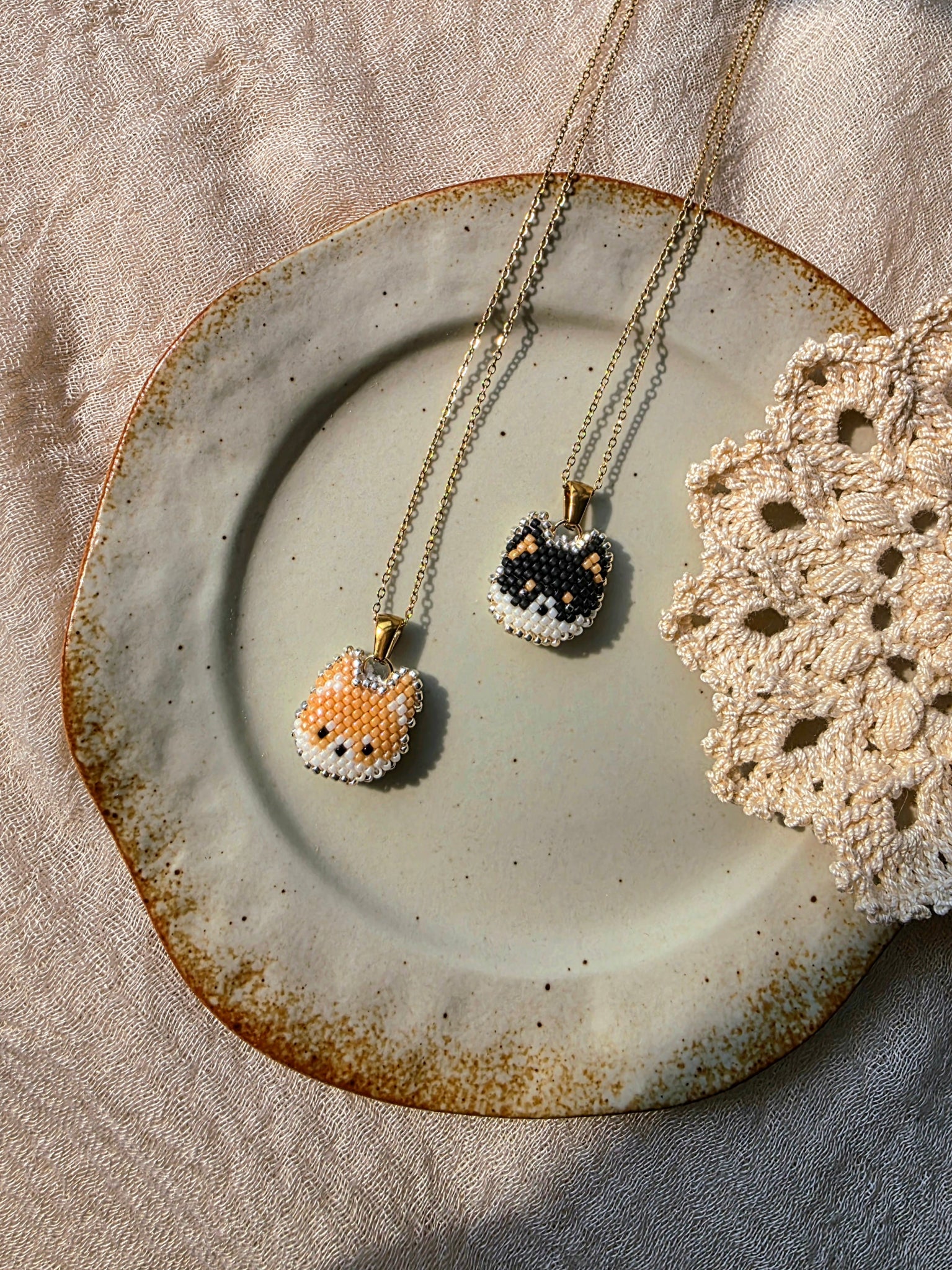 Shiba Inu Necklaces Right