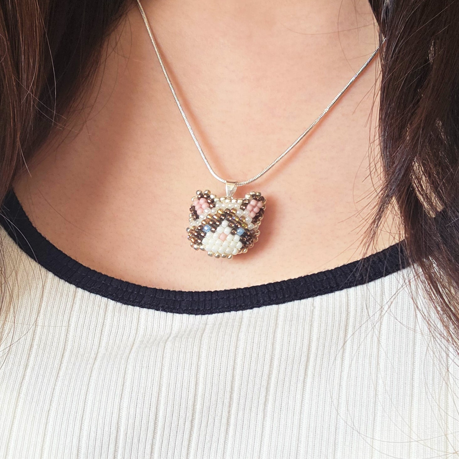 Snowshoe Cat Necklace Model Close