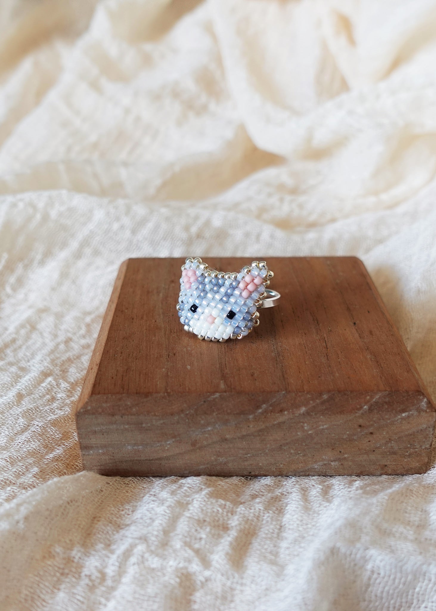 Tabby Cat Ring in Silver Display Right