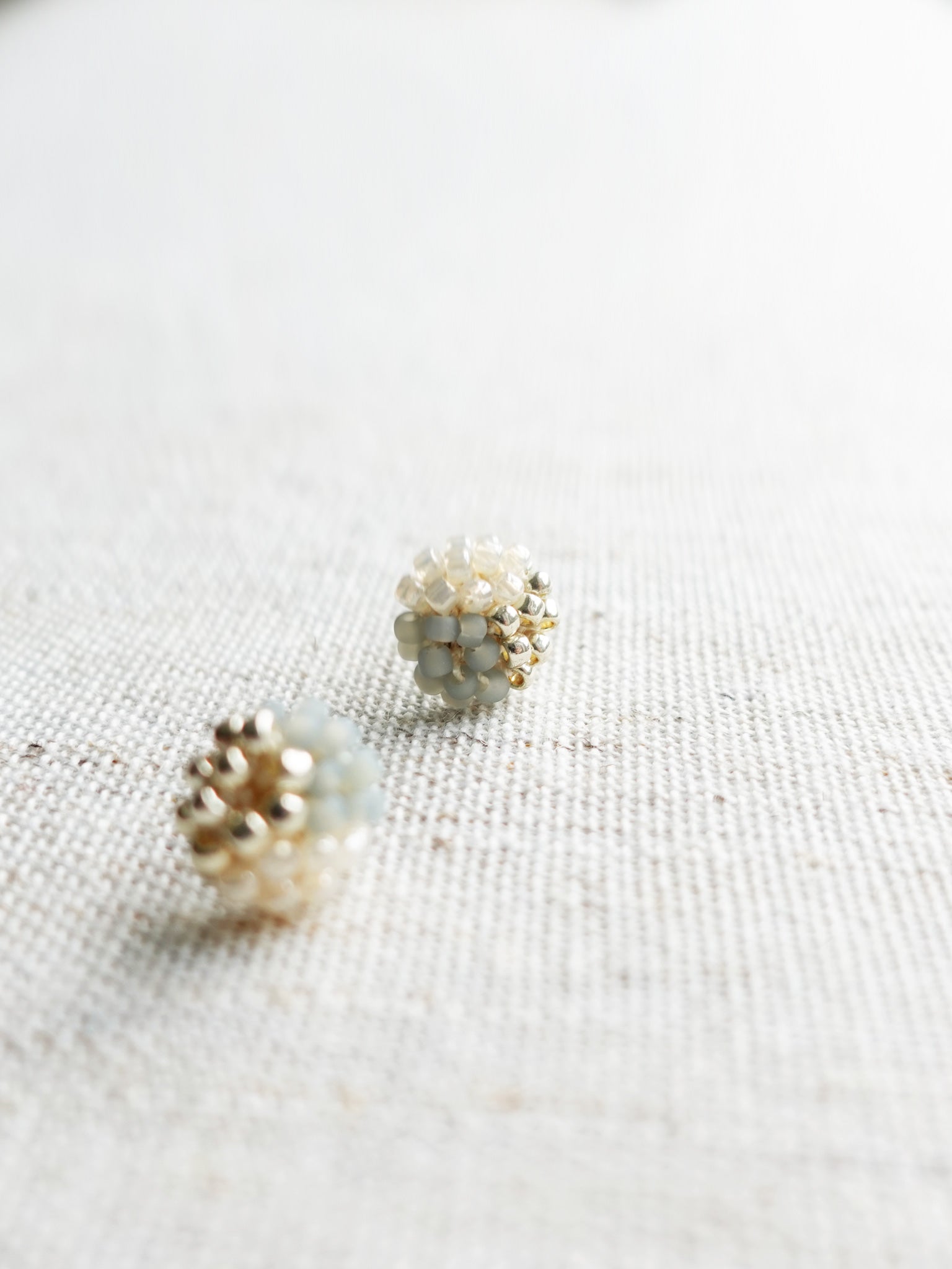 Trio Stud Earrings in Smoke Grey Front