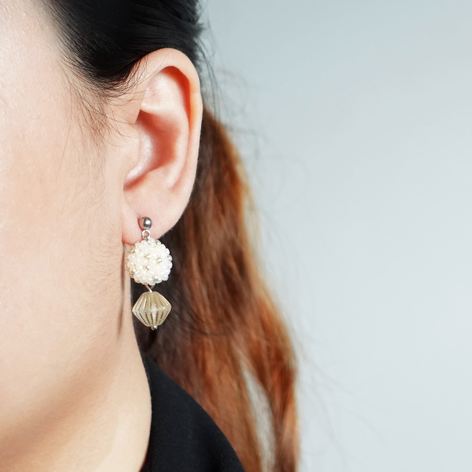 Vera Star Dust Earrings in Ivory Model
