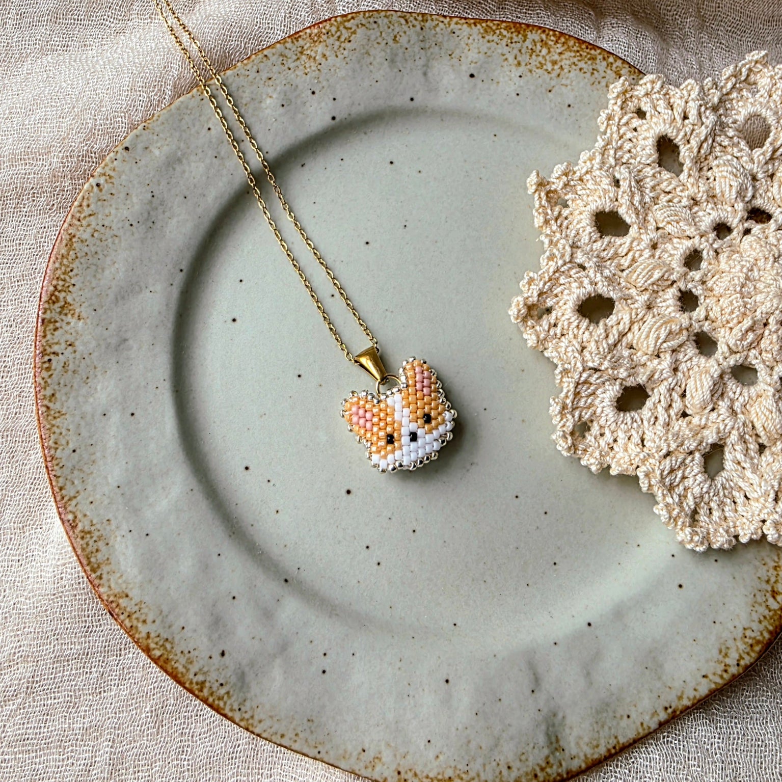 Welsh corgi necklace left