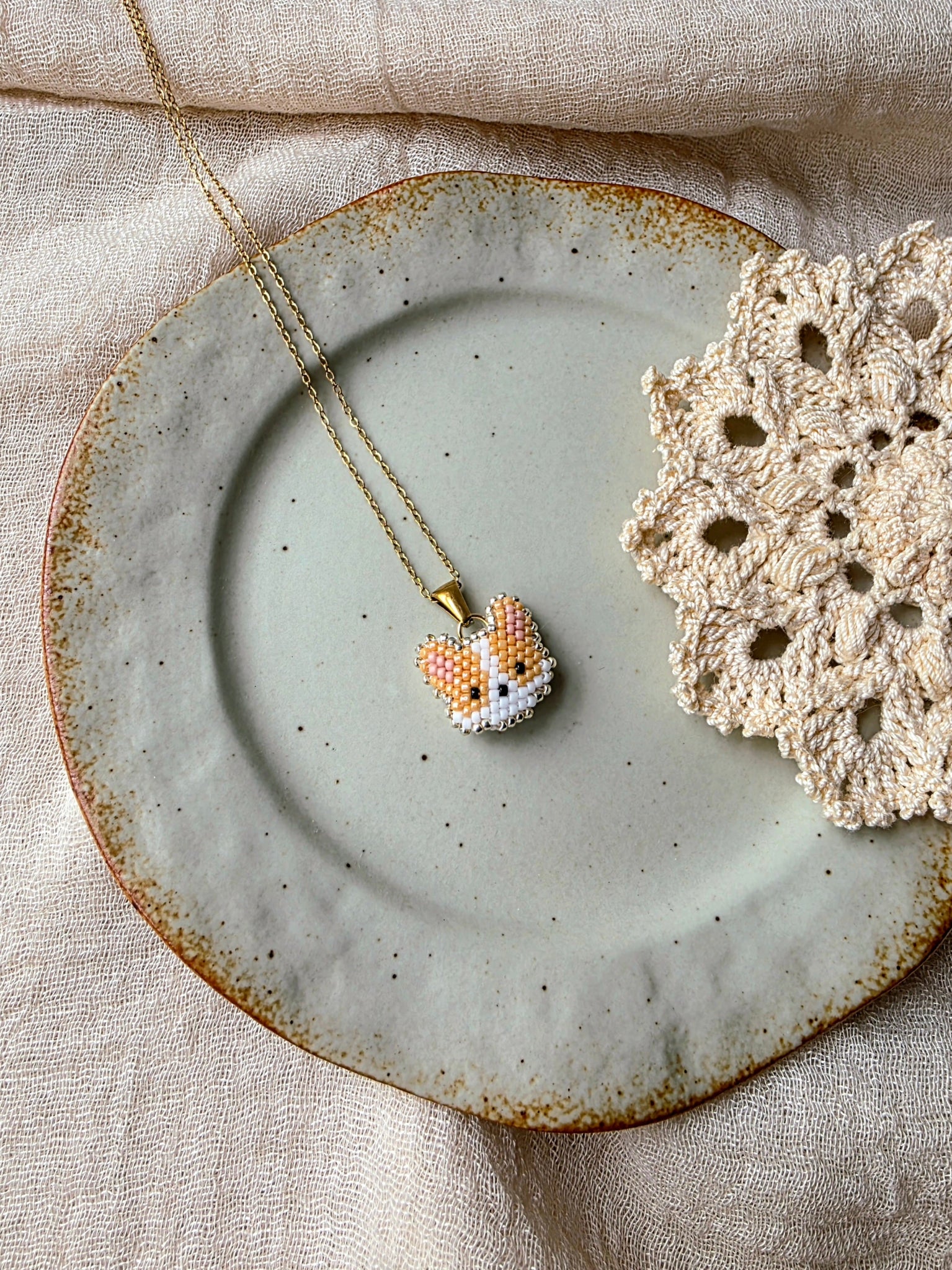 Welsh corgi necklace left