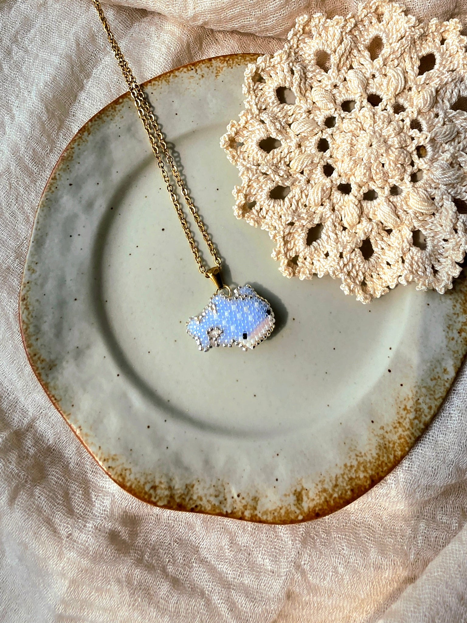 Whale shark necklace left