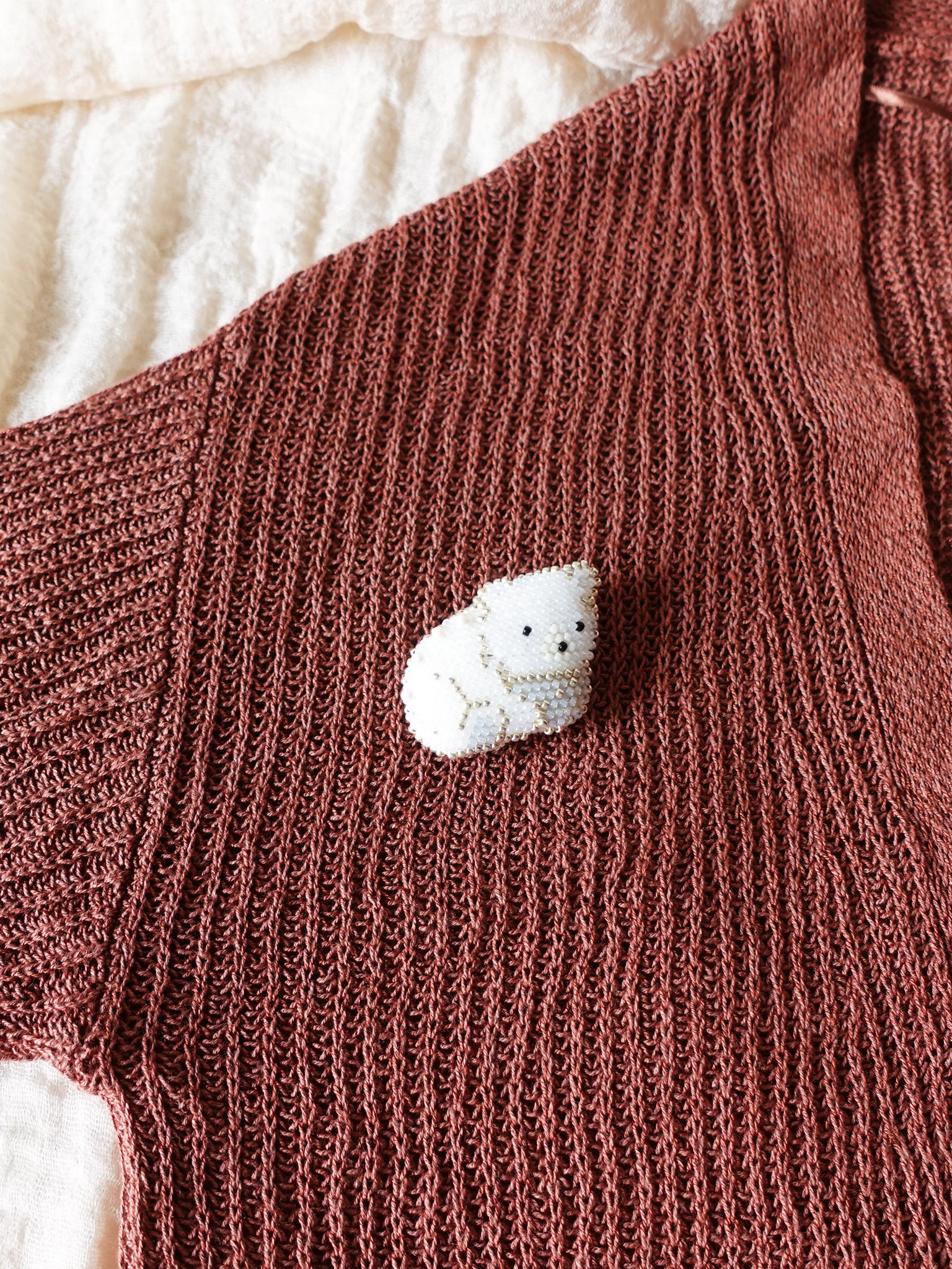 White Bear Loaf Brooch Pin Cardigan