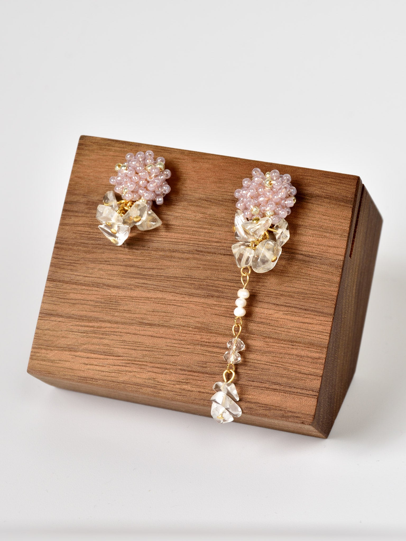 Dariyah Quartz Mismatched Earrings in Purple Front